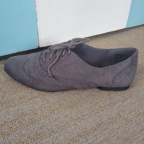 Lower East Side Gray Suede Lace Shoes - Picture 3 of 6